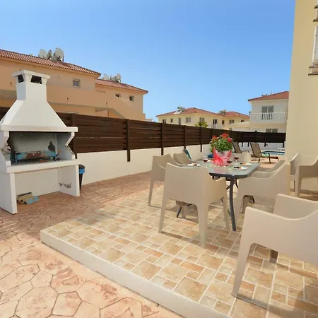 Nissi Crystal Vila Ayia Napa