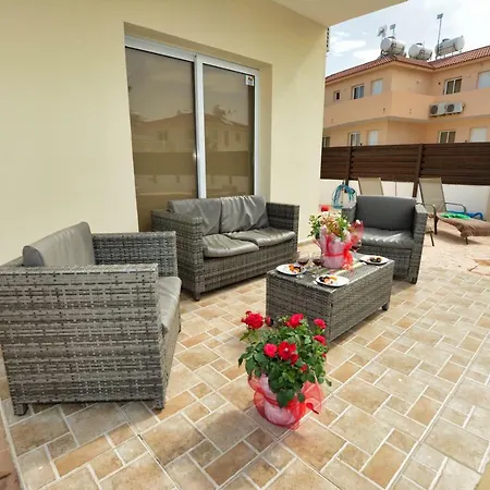 Vila Nissi Crystal
