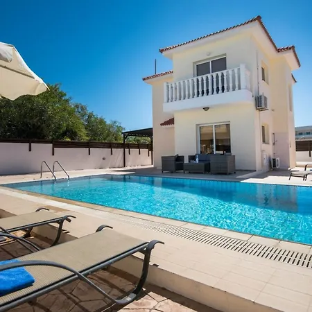 Vila Nissi Crystal Ayia Napa